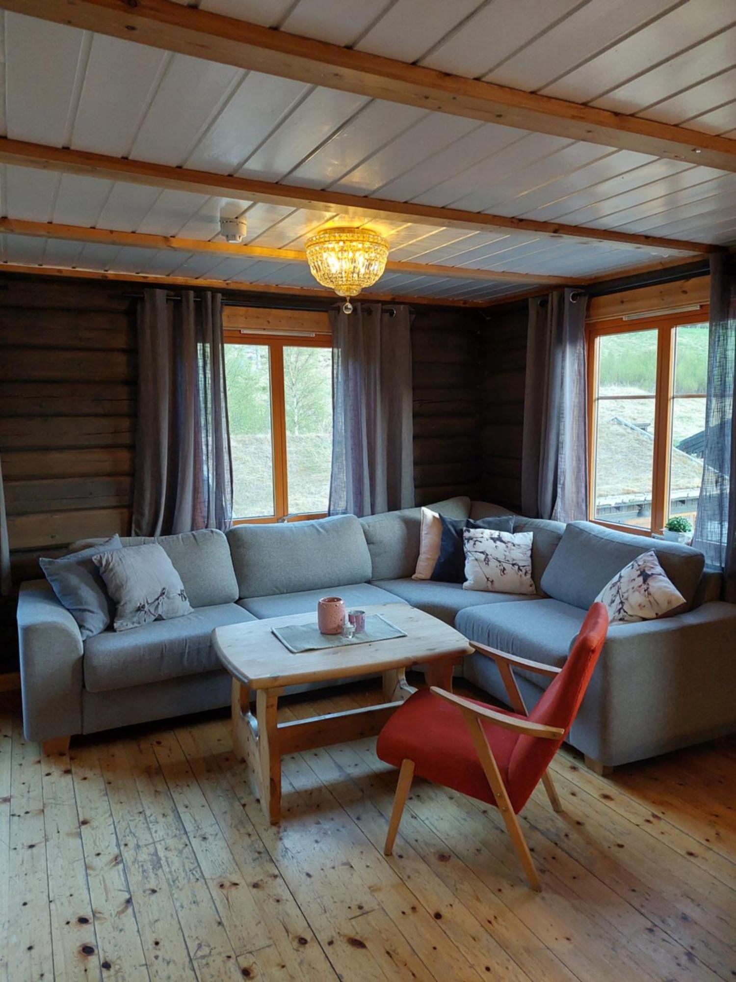 Storhaugen Gard Villa Лом Екстериор снимка