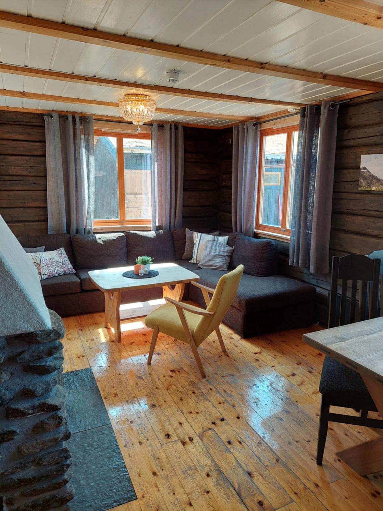 Storhaugen Gard Villa Лом Екстериор снимка
